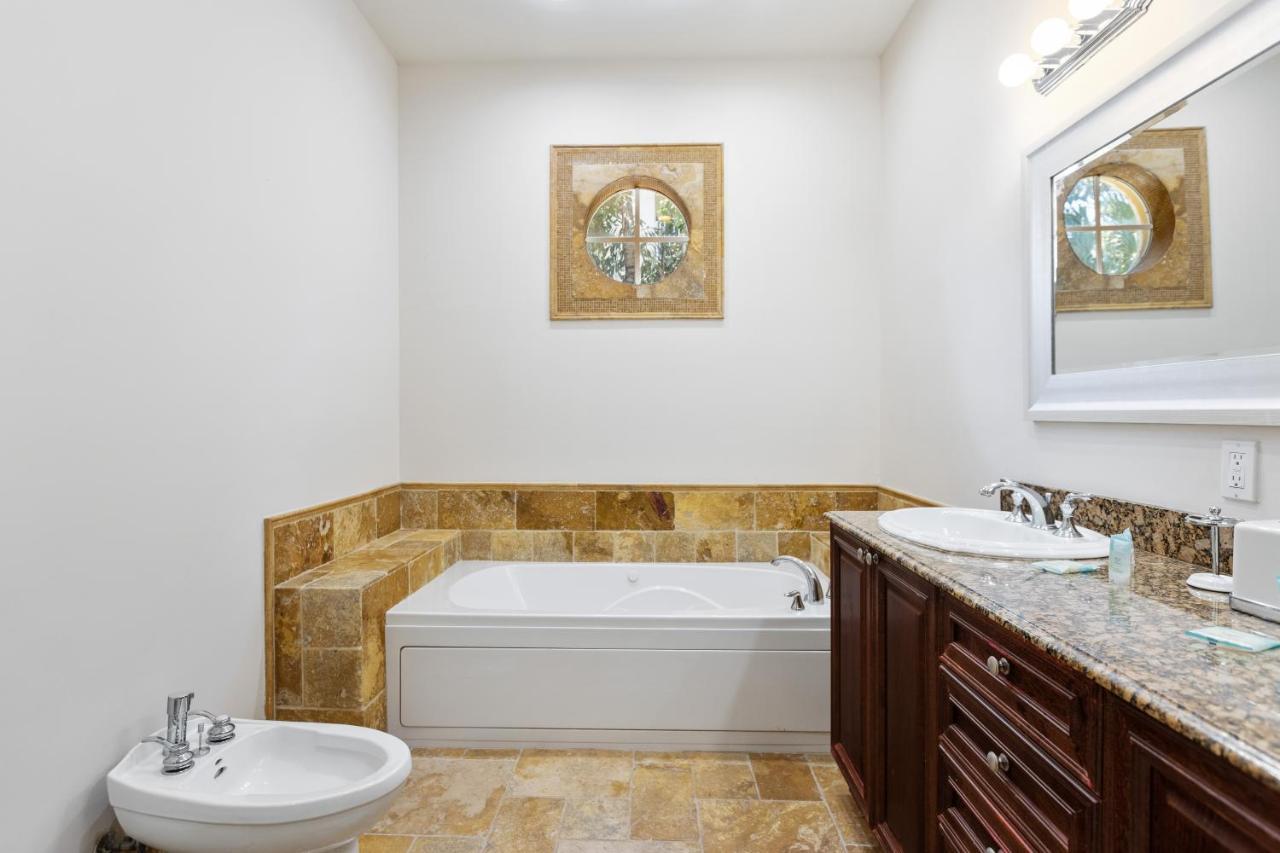 Luxury Spanish Villa 4 Bedroom 4 Bathroom Pool Sunny Isles North Miami Beach Esterno foto
